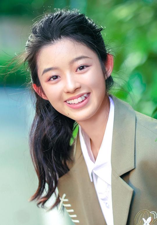 黄杨钿甜 Tiantian Huangyang