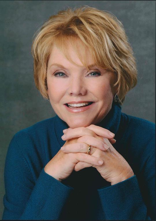 艾丽卡·斯莱扎克 Erika Slezak