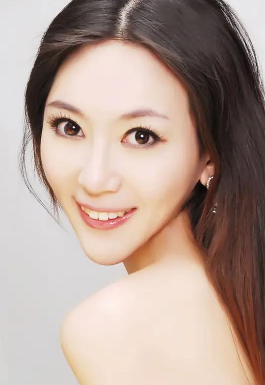 李思娴 Sixian Li