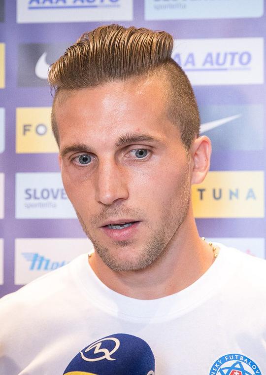 彼得·佩卡里克 Peter Pekarík