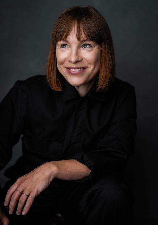 菲奥娜·斯基纳 Fiona Skinner