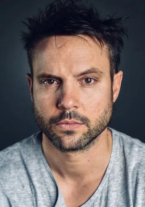 迈克尔·艾伦·米利甘 Michael Aaron Milligan