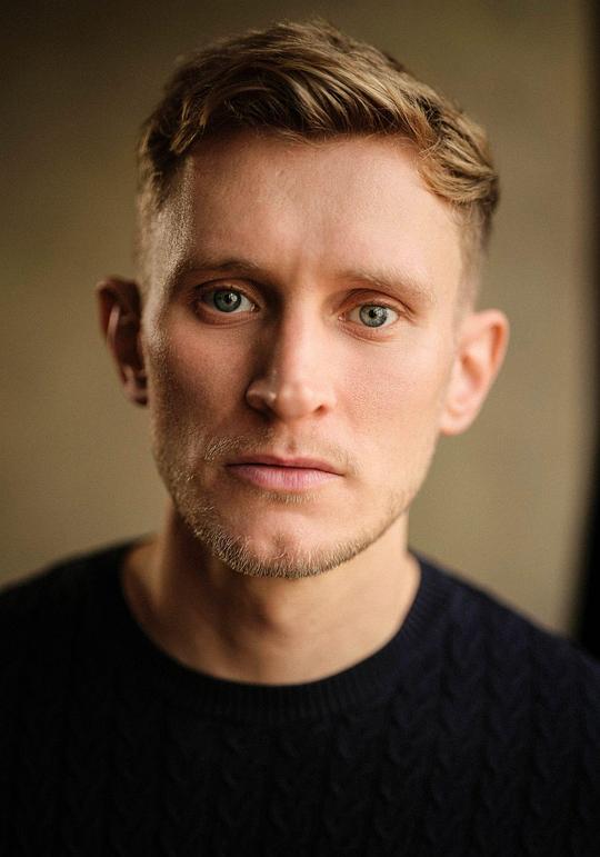 詹姆斯·克雷兹 James Craze