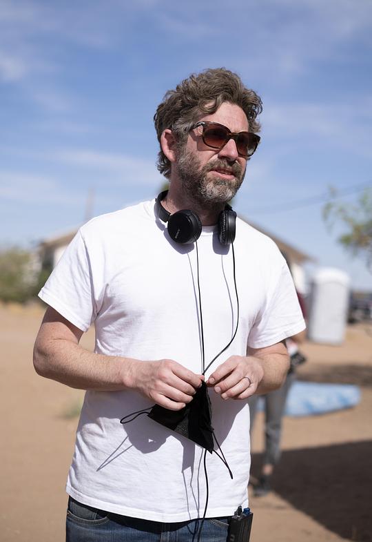 K·艾舍·莱文 K. Asher Levin