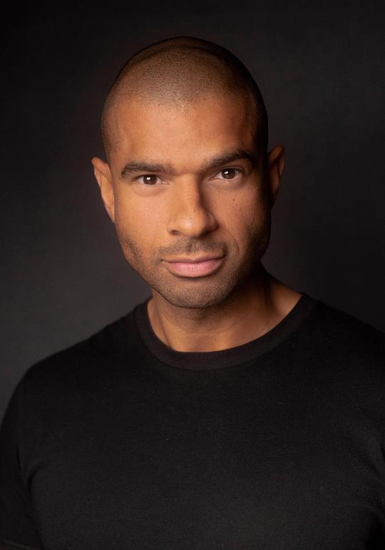 乔纳森·奥金纳卡 Jonathon Ojinnaka