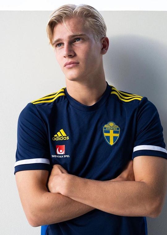 卢卡斯·贝里瓦尔 Lucas Bergvall