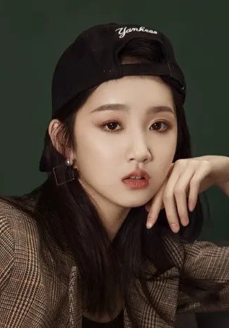 刘妍 Yan Liu