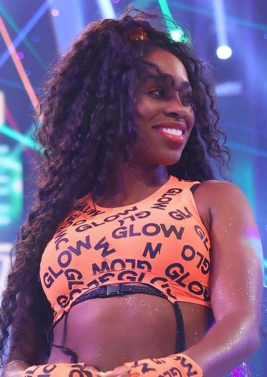 特里妮蒂·法图 Trinity Fatu