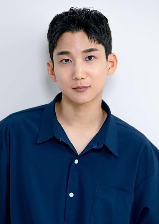 金贤珍 Hyun-jin Kim