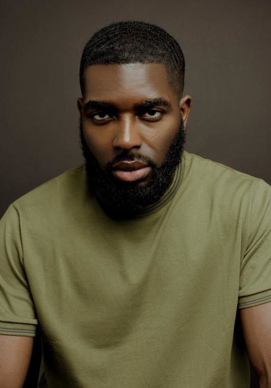 陀罗·金巴 Tolu Kingba