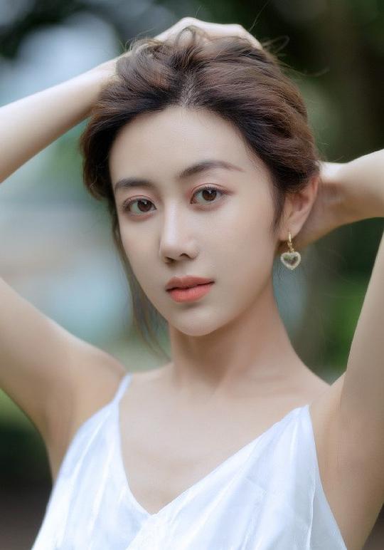 赵子萌 Zimeng Zhao
