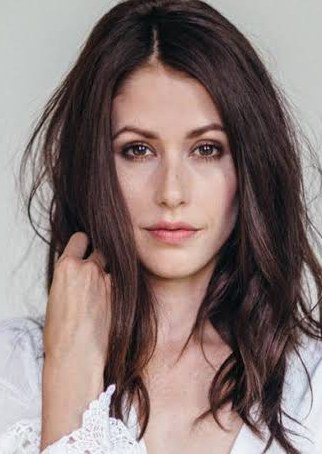 阿曼达·克鲁 Amanda Crew