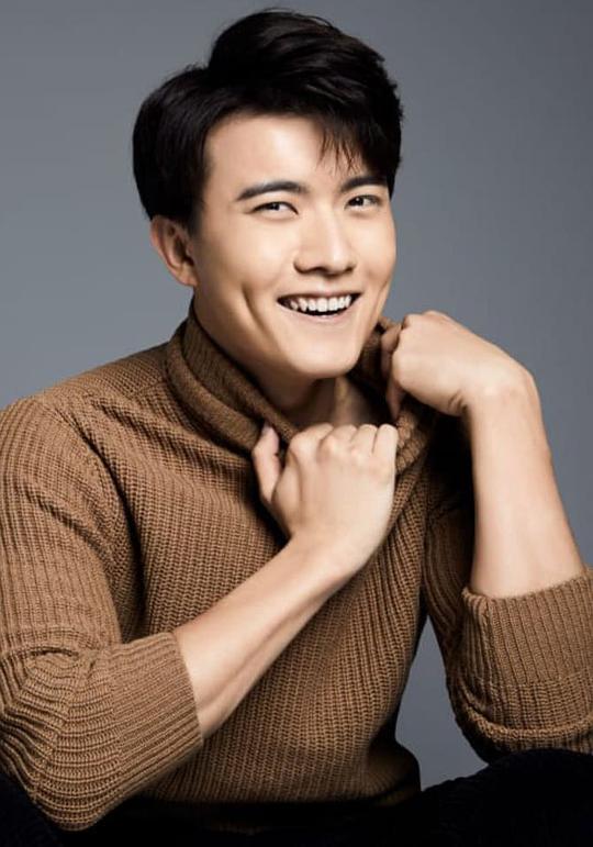 张哲通 Ze Tong Zhang