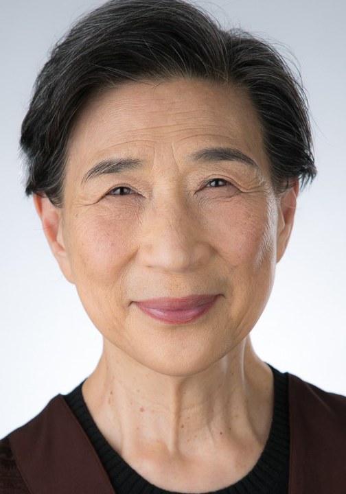 何炜晴 Wai Ching Ho