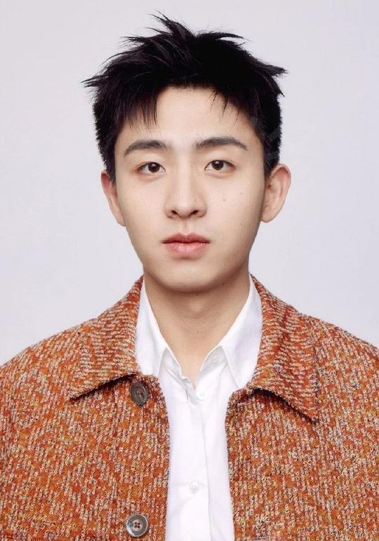 焦迈奇 Maiqi Jiao