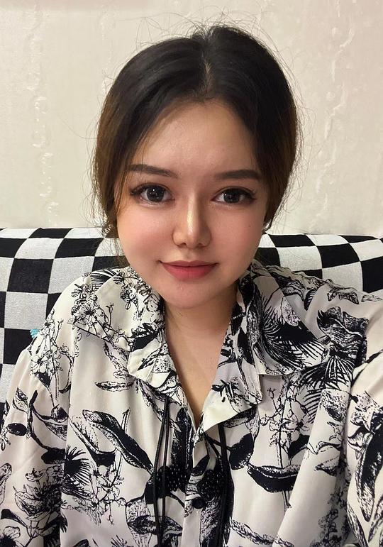 孟可馨 Kexin Meng