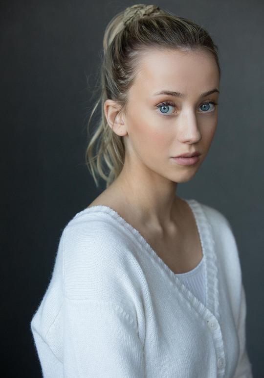 波莉·达特福德 Polly Dartford