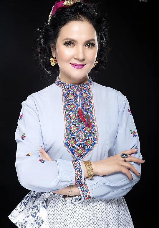 古丽巴哈尔·肉孜 Gulbahar Rozi