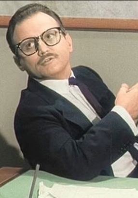 沃利·坎波 Wally Campo