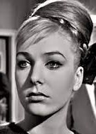 麦琪·赖特 Maggie Wright