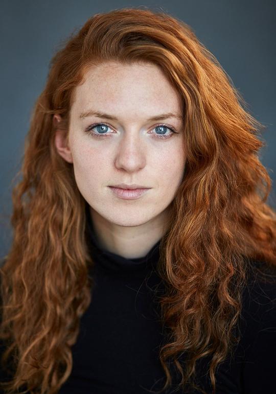 伊莎贝尔·伊迪 Isobel Eadie