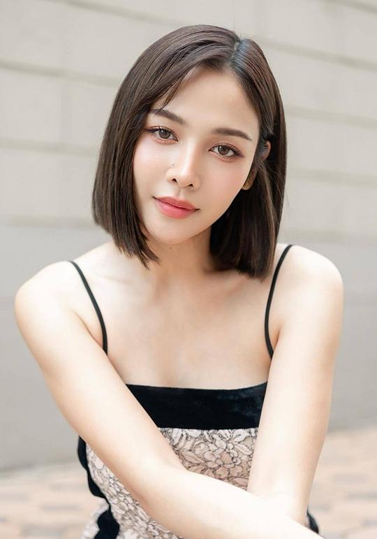 澈丁娜拉·朋琵拉德 Chertinnara Phongpeeradej