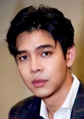 约伯·约萨托顿·孔利吉特 Job Yosatorn Konglikit