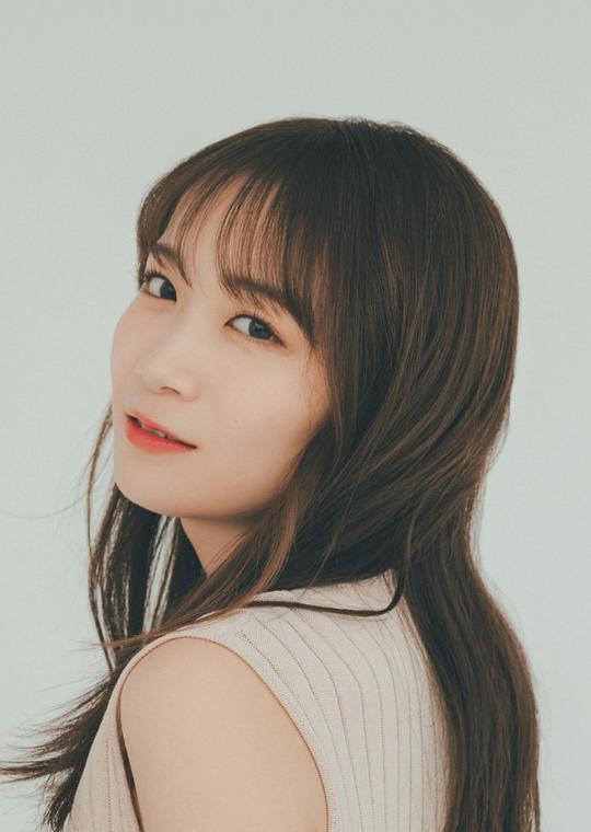 秋元真夏 Manatsu Akimoto