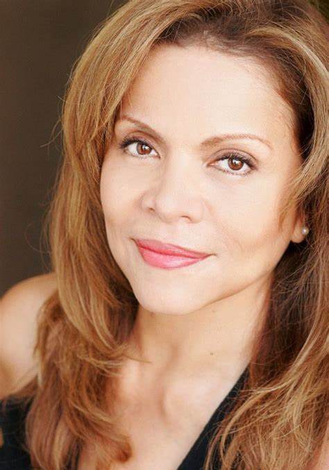 珍妮·加戈 Jenny Gago