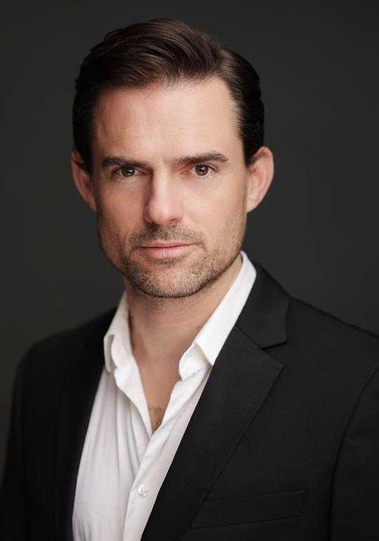 理查德·坎布里奇 Richard Cambridge