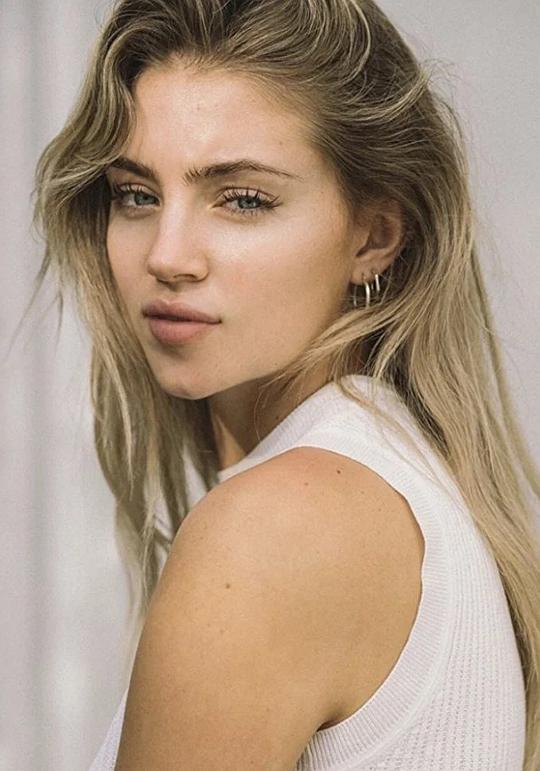 黛西·杰利 Daisy Jelley