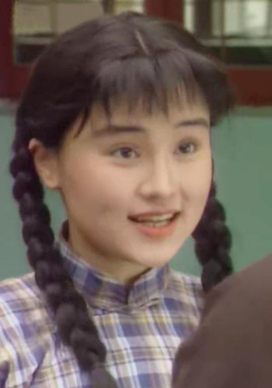 唐馨 Xin Tang
