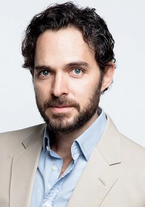 马诺洛·卡多纳 Manolo Cardona