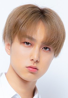 尾崎匠海 OZAKI TAKUMI