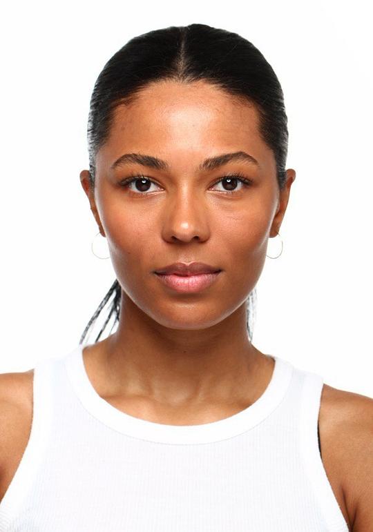 纳迪亚·洛伦茨 Nadia Lorencz