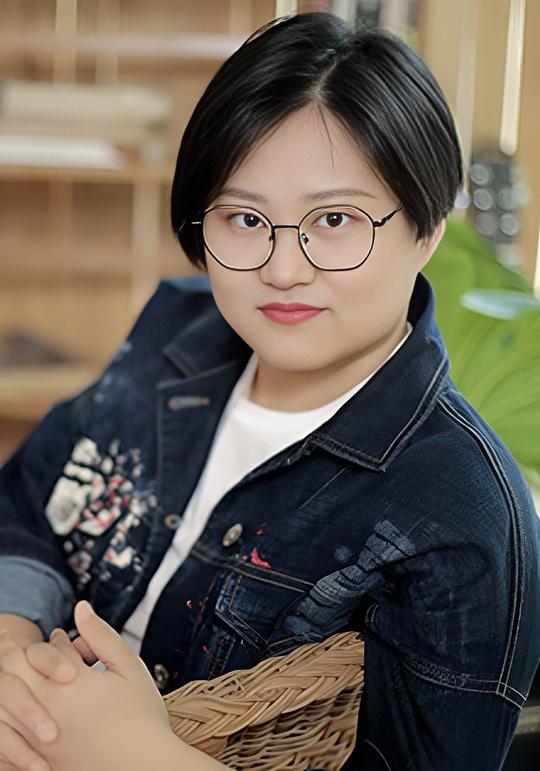 李佳怡 Jiayi Li