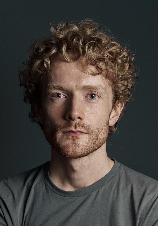 莱纳德·巴克利 Leonard Buckley