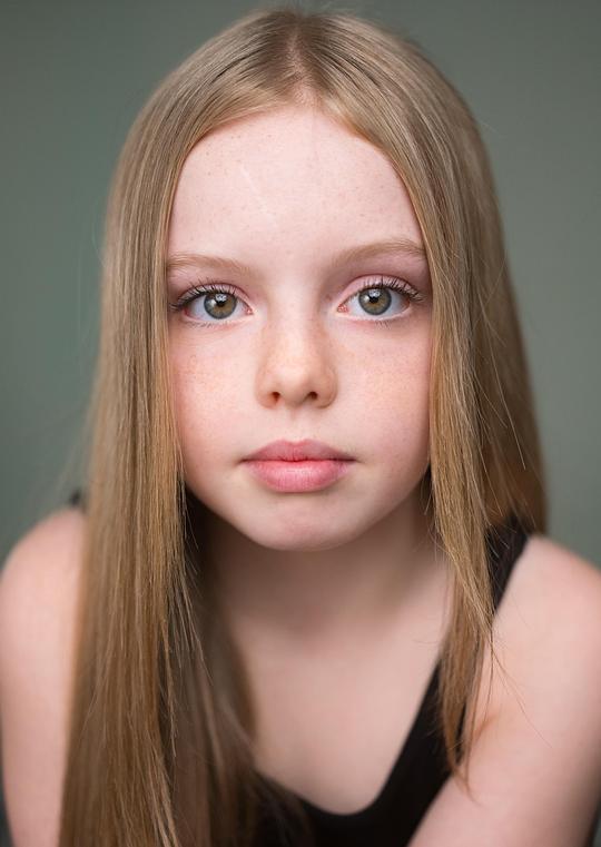 艾米莉·达甘 Emily Dargan