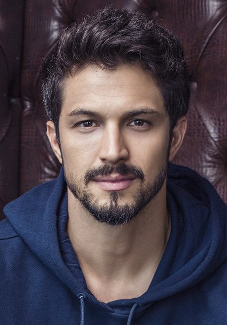 罗穆卢·伊斯泰拉 Rômulo Estrela