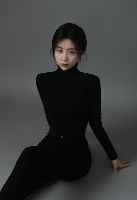 张薇