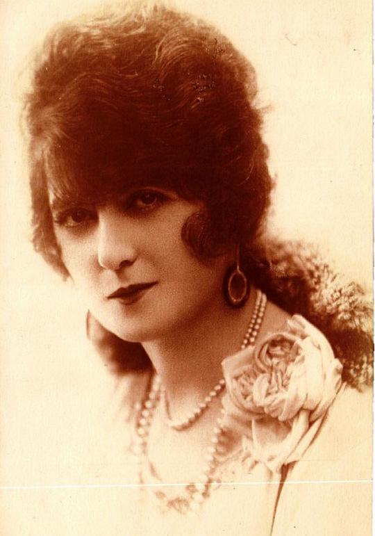 玛塞勒·普兰斯 Marcelle Praince