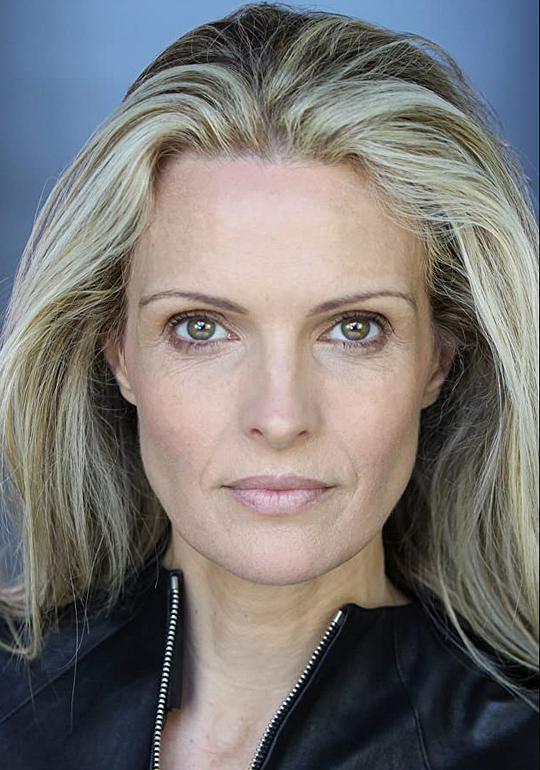 Iva Hasperger Iva Hasperger