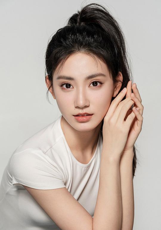 孙伊雯 YiWen Sun