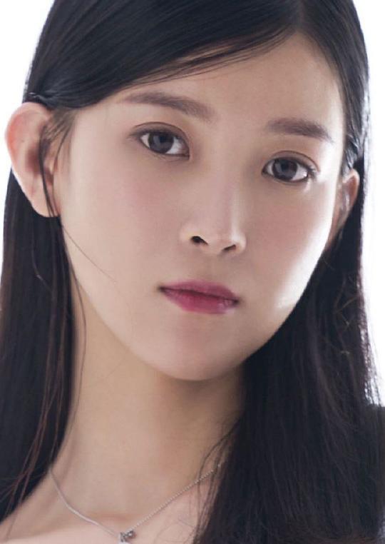 王薪茹 Xinru Wang