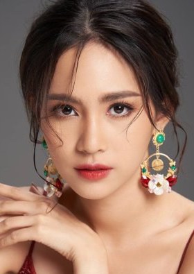 诗丽通·莉阿蓝瓦 Bint Sireethorn Leearamwat