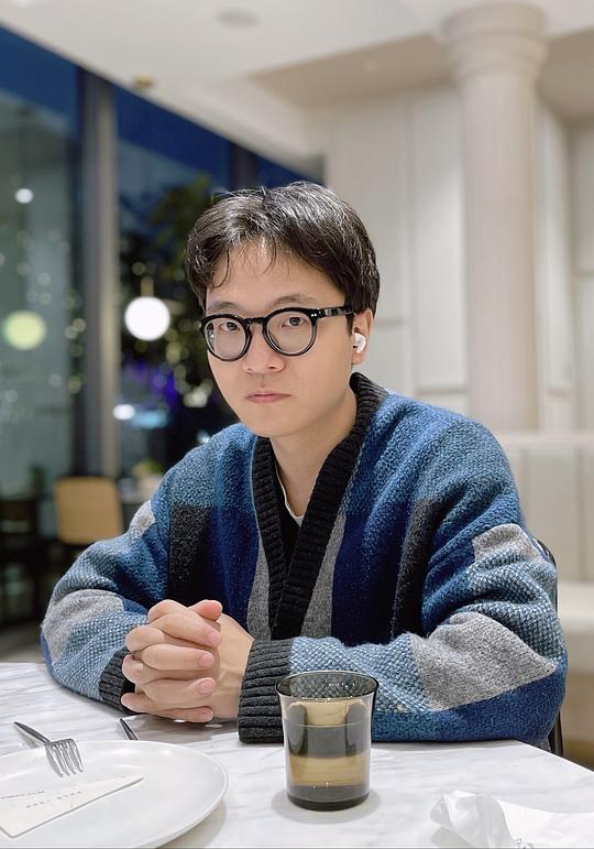 鹿迅 Xun Lu