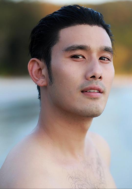 拓朴·特温·苏拉彻耿 Top Tawin Surachardkait