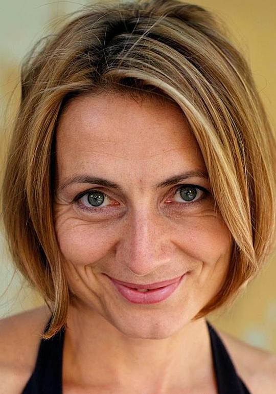 乔安娜·舒默 Joana Schümer