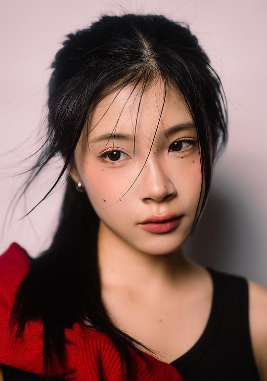 本嘉妮·宛澈蓝瓦松达拉 Benjanee Watcharavasoontara