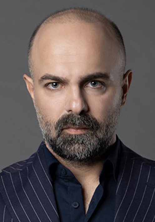 埃尔坎.艾夫齐 Erkan Avci
